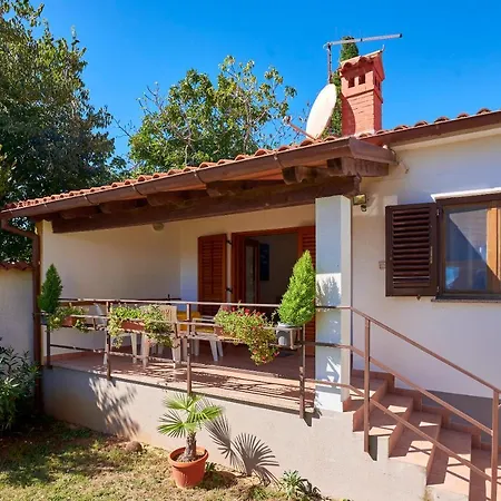 Denis 1799 Apartman Medulin